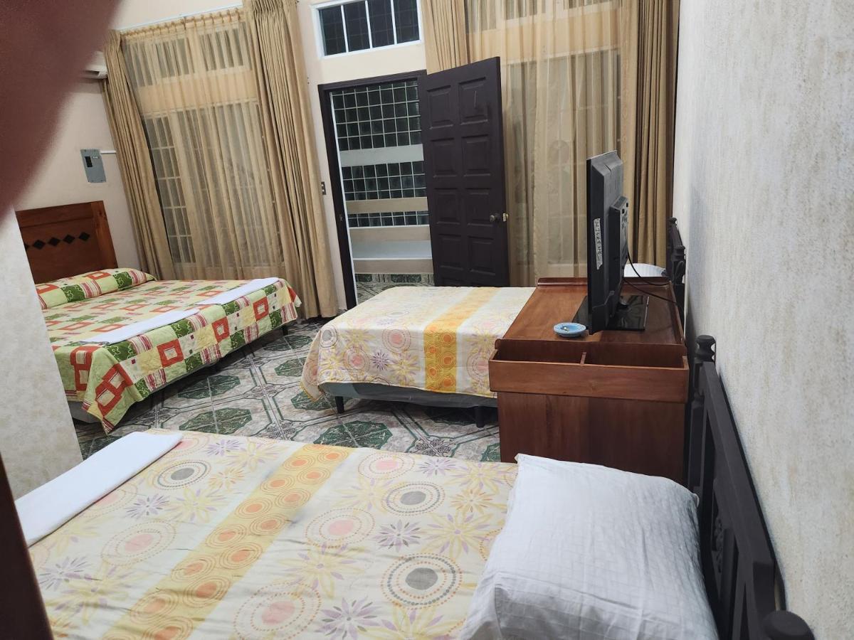Hotel Casa De Don Francisco Флорес Экстерьер фото