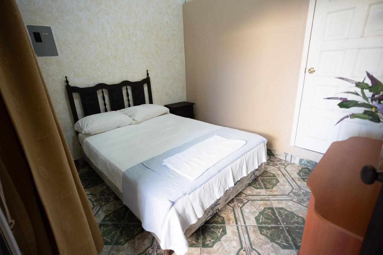 Hotel Casa De Don Francisco Флорес Экстерьер фото