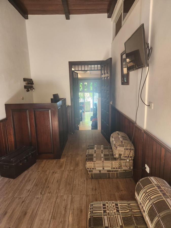 Hotel Casa De Don Francisco Флорес Экстерьер фото